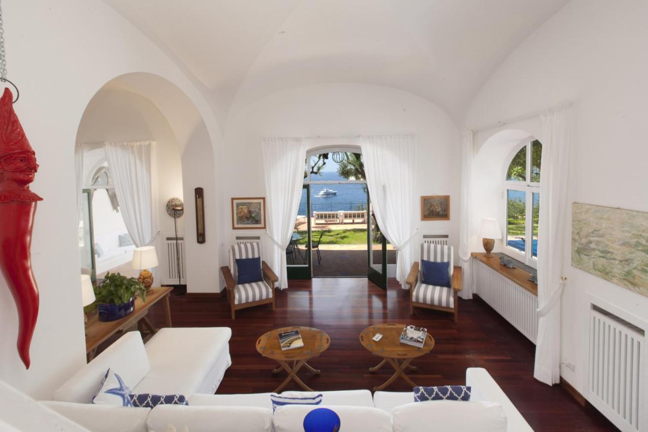 Amore Rentals - Villa Lo Scoglio Positano Exterior foto