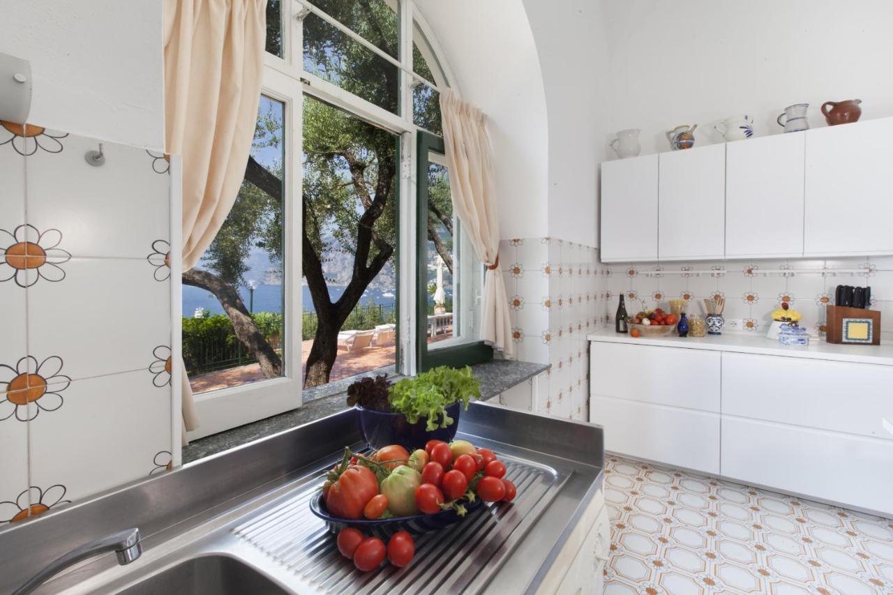 Amore Rentals - Villa Lo Scoglio Positano Exterior foto