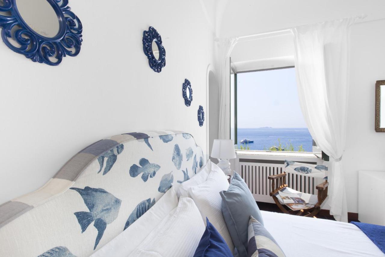 Amore Rentals - Villa Lo Scoglio Positano Exterior foto