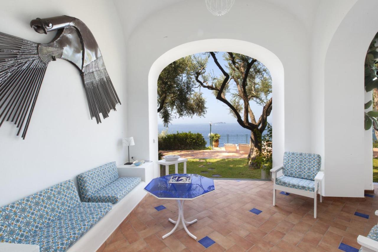 Amore Rentals - Villa Lo Scoglio Positano Exterior foto